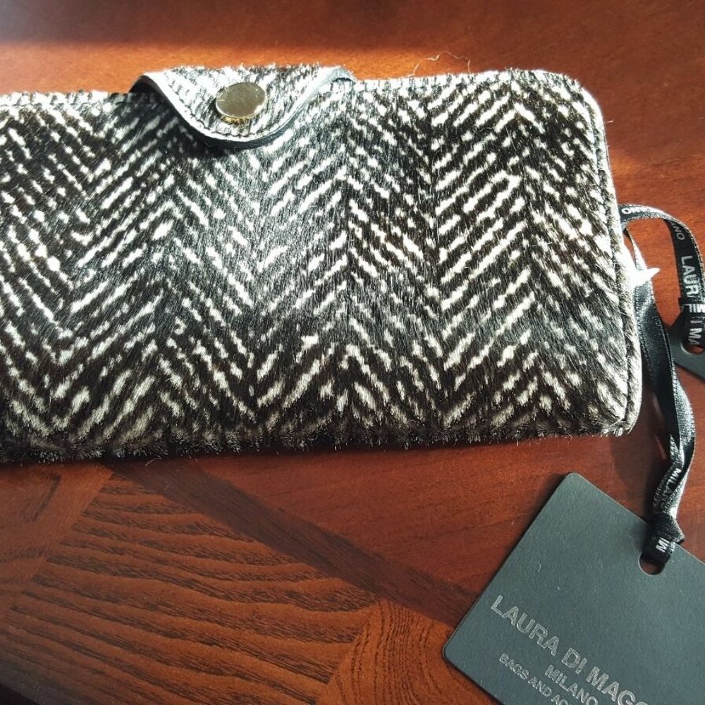 Laura Di Maggio Italy Milano Leather Fur Clutch